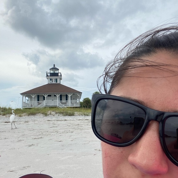 Meet your Posher, Gisela - Picture 1 of 1